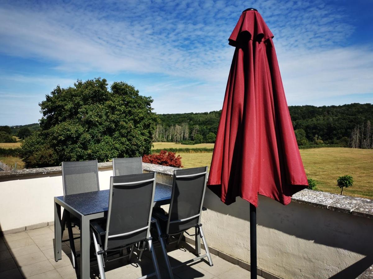 Lo'Ree Des Pres Apartment Grandrieu Exterior foto